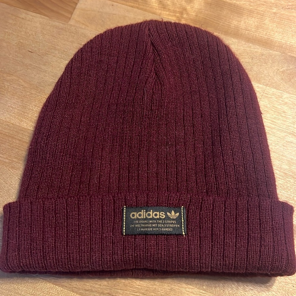Adidas rib cuff beanie maroon